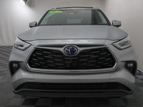 2023 Toyota Highlander Hybrid Limited