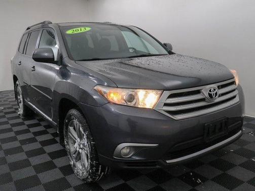 2013 Toyota Highlander SE