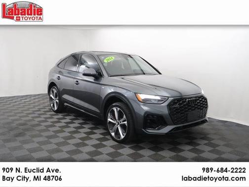Daytona Gray Pearl Effect 2024 Audi Q5 45 S line quattro Premium