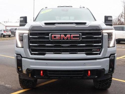 2025 GMC Sierra 2500 AT4