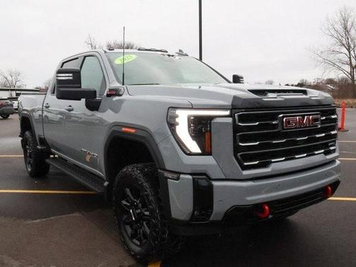 2025 GMC Sierra 2500 AT4