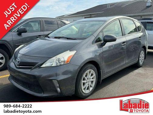2013 Toyota Prius v Two