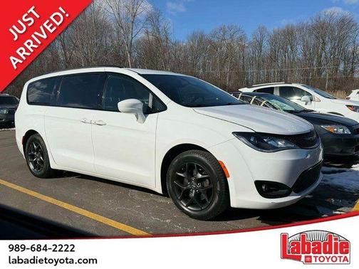 2018 Chrysler Pacifica Touring-L Plus
