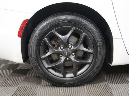 2018 Chrysler Pacifica Touring-L Plus