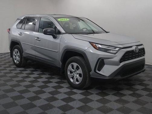 2023 Toyota RAV4 LE