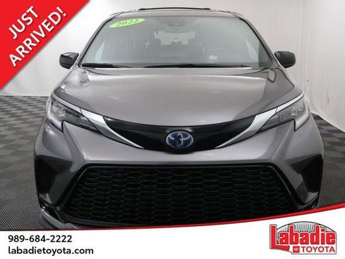2022 Toyota Sienna XSE 7 Passenger