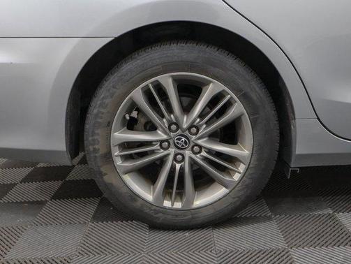 2017 Toyota Camry XLE