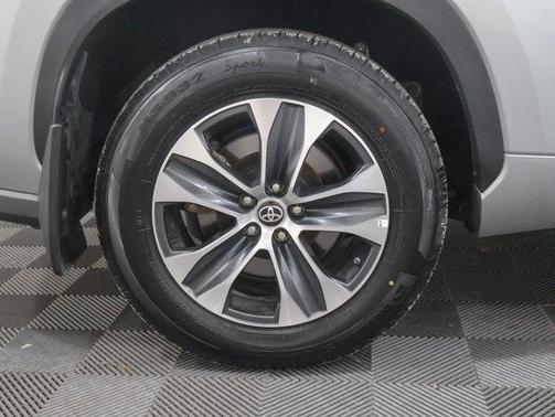 2024 Toyota Highlander