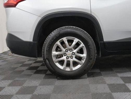 2018 Chevrolet Traverse LT Cloth