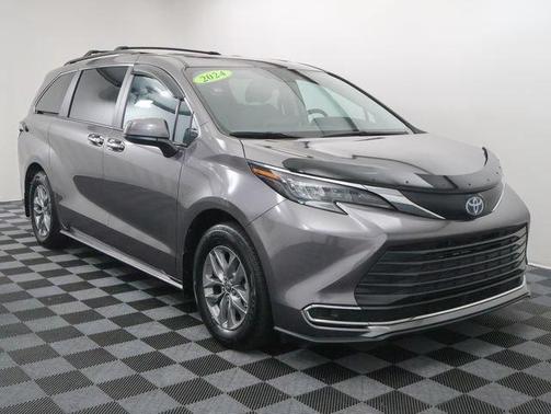 Cement 2024 Toyota Sienna XLE