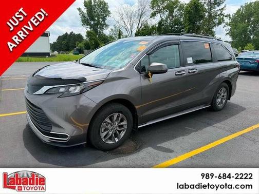 Cement 2024 Toyota Sienna XLE