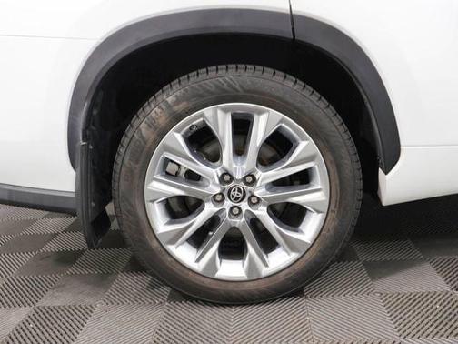 2022 Toyota Highlander Hybrid Limited