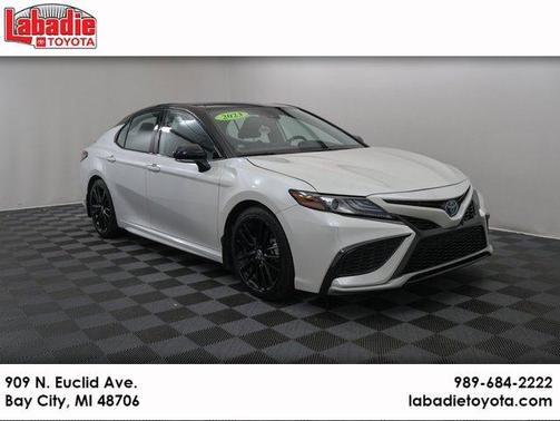 2023 Toyota Camry Hybrid XSE