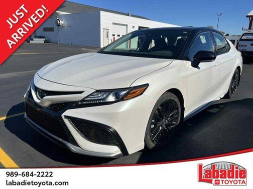 2023 Toyota Camry Hybrid XSE