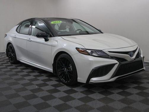 2023 Toyota Camry Hybrid XSE