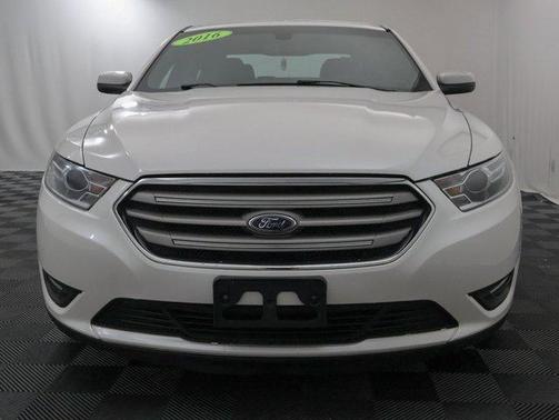 2016 Ford Taurus SEL