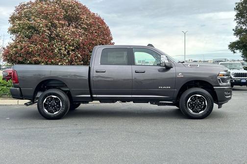 2025 RAM 2500 Laramie Crew Cab 4x4 6'4' Box