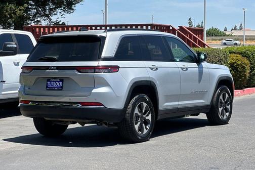 2024 Jeep Grand Cherokee 4xe Base