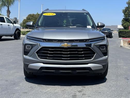 Sterling Gray Metallic 2024 Chevrolet Trailblazer LT