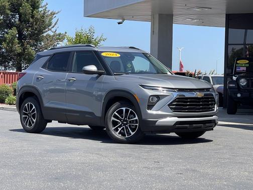 Sterling Gray Metallic 2024 Chevrolet Trailblazer LT