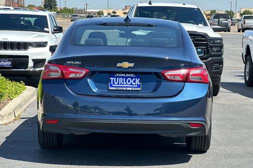 Northsky Blue Metallic 2022 Chevrolet Malibu FWD LT
