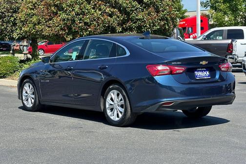 2022 Chevrolet Malibu FWD LT