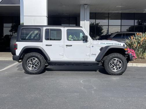 Bright White Clearcoat 2024 Jeep Wrangler 4xe Rubicon