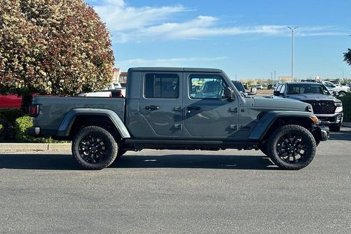 2025 Jeep Gladiator Nighthawk