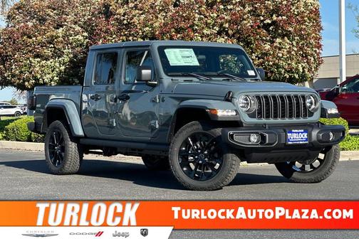 2025 Jeep Gladiator Nighthawk