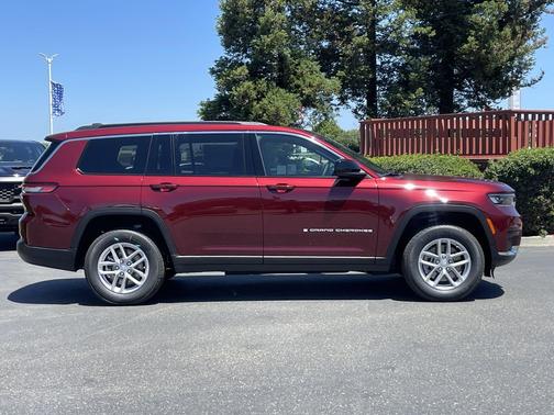 Velvet Red Pearlcoat 2026 Jeep Grand Cherokee L Altitude