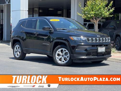 Diamond Black Crystal Pearlcoat 2025 Jeep Compass Sport