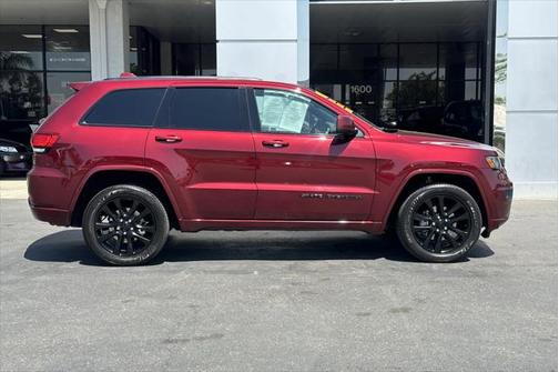 2019 Jeep Grand Cherokee Altitude