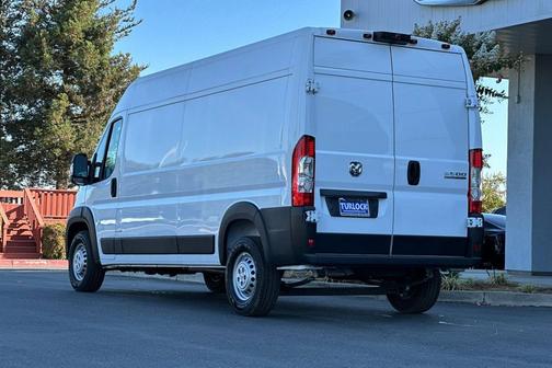 2025 RAM ProMaster 2500 Tradesman