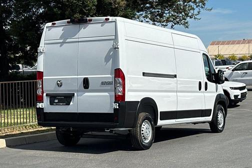 2025 RAM ProMaster 2500 Tradesman