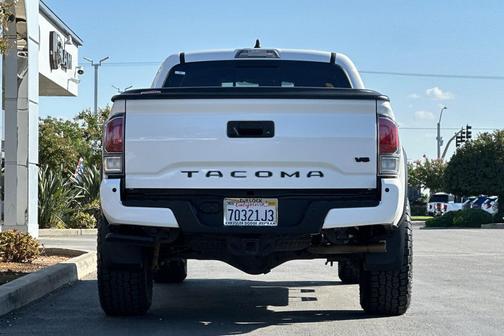 2022 Toyota Tacoma TRD Off Road