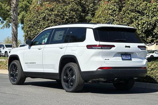2025 Jeep Grand Cherokee L Altitude