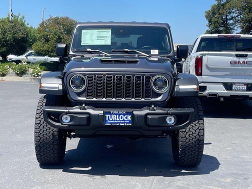 Granite Crystal Metallic Clearcoat 2026 Jeep Wrangler 4-Door Moab 392 4x4
