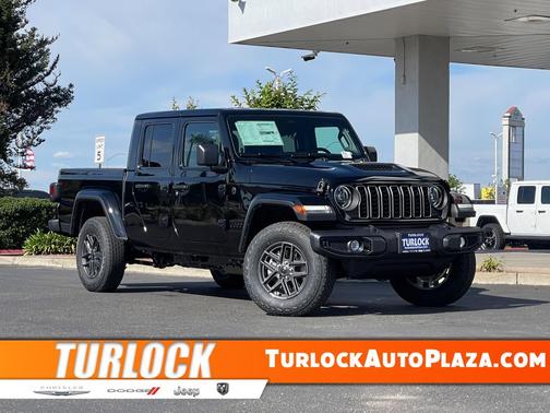 Black Clearcoat 2026 Jeep Gladiator Sport S