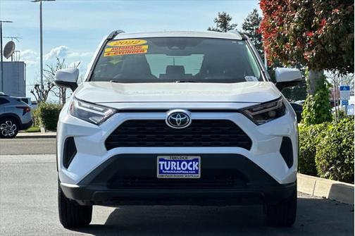 2022 Toyota RAV4 XLE