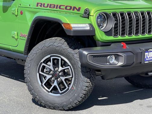 Mojito Clearcoat 2026 Jeep Wrangler Rubicon