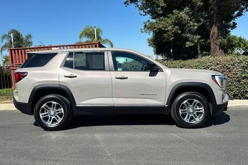 2025 GMC Terrain AWD Elevation