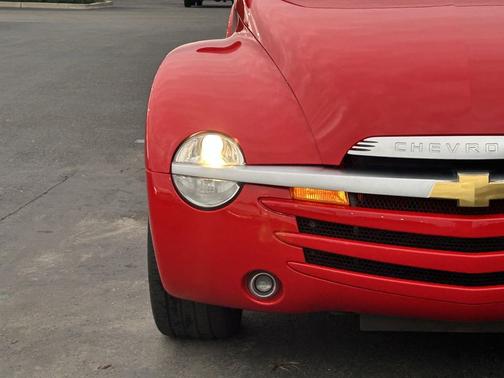 2003 Chevrolet SSR LS