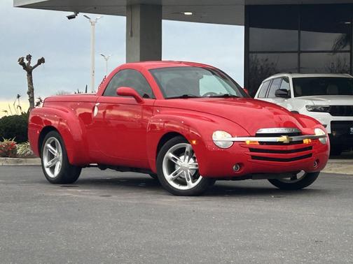 2003 Chevrolet SSR LS
