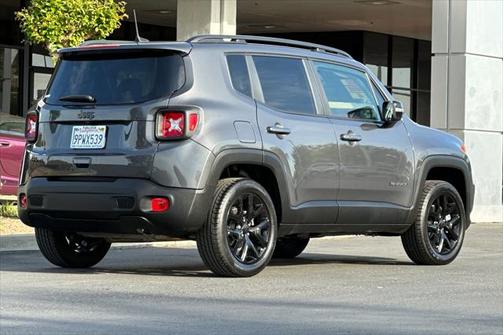 2023 Jeep Renegade Altitude