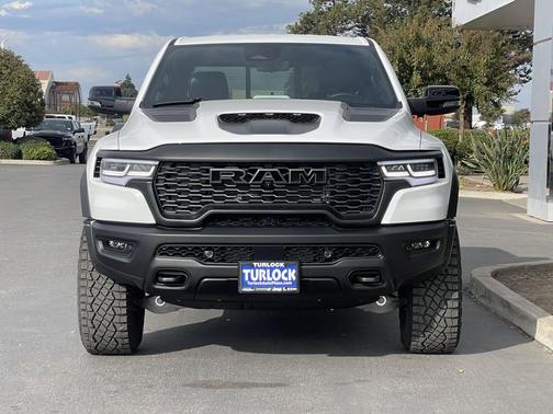 2026 RAM 1500 RHO Crew Cab 4x4 5'7' Box