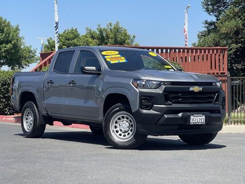 Sterling Gray Metallic 2023 Chevrolet Colorado WT