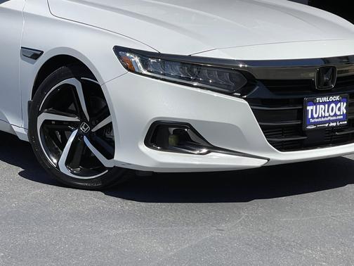 Platinum White Pearl 2022 Honda Accord Sport 1.5T