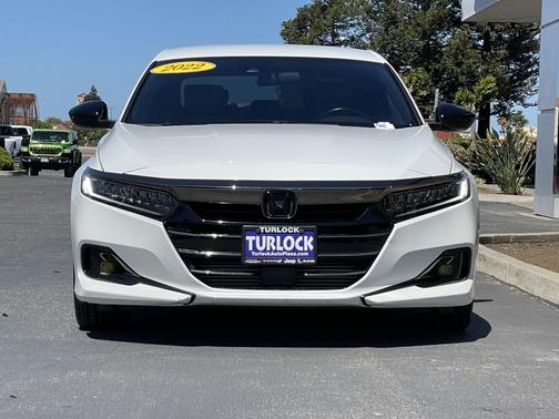Platinum White Pearl 2022 Honda Accord Sport 1.5T