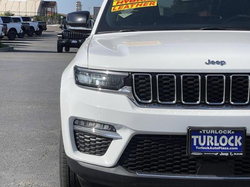Bright White Clearcoat 2024 Jeep Grand Cherokee 4xe Base