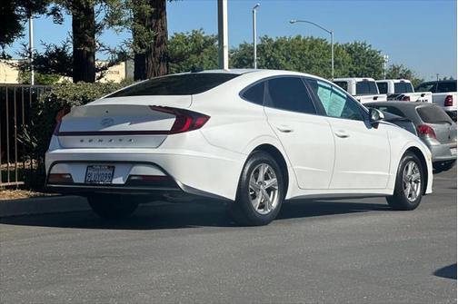 2020 Hyundai SONATA SE